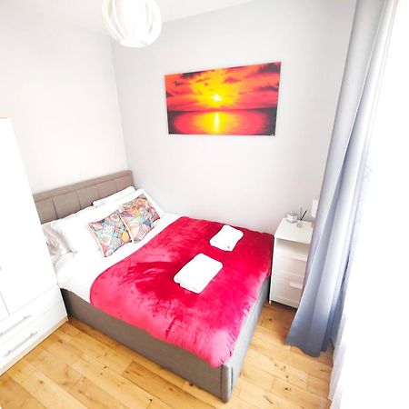 Modern Central Brighton Patio Flat - Free Parking! Екстериор снимка